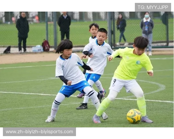 足球运动管理专业化程度对俱乐部运营与赛事组织有何实质影响